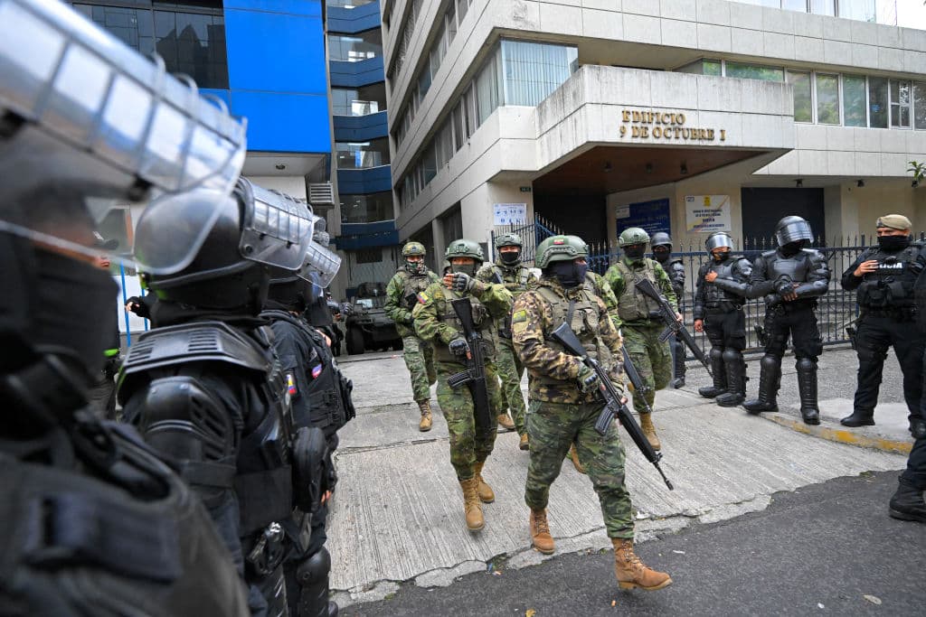 ¿Qué le espera a Ecuador tras el allanamiento sin precedentes a la embajada de México en Quito?