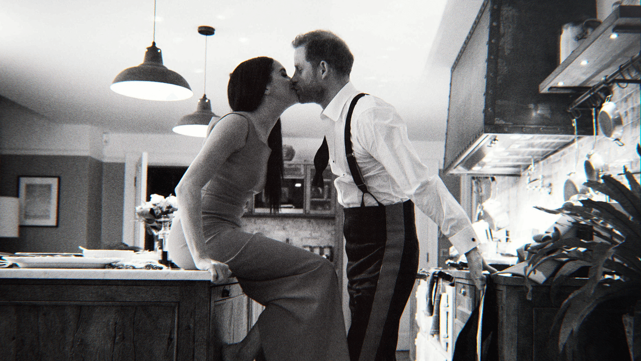 Imágenes de la serie documental de Netflix 'Harry & Meghan'.