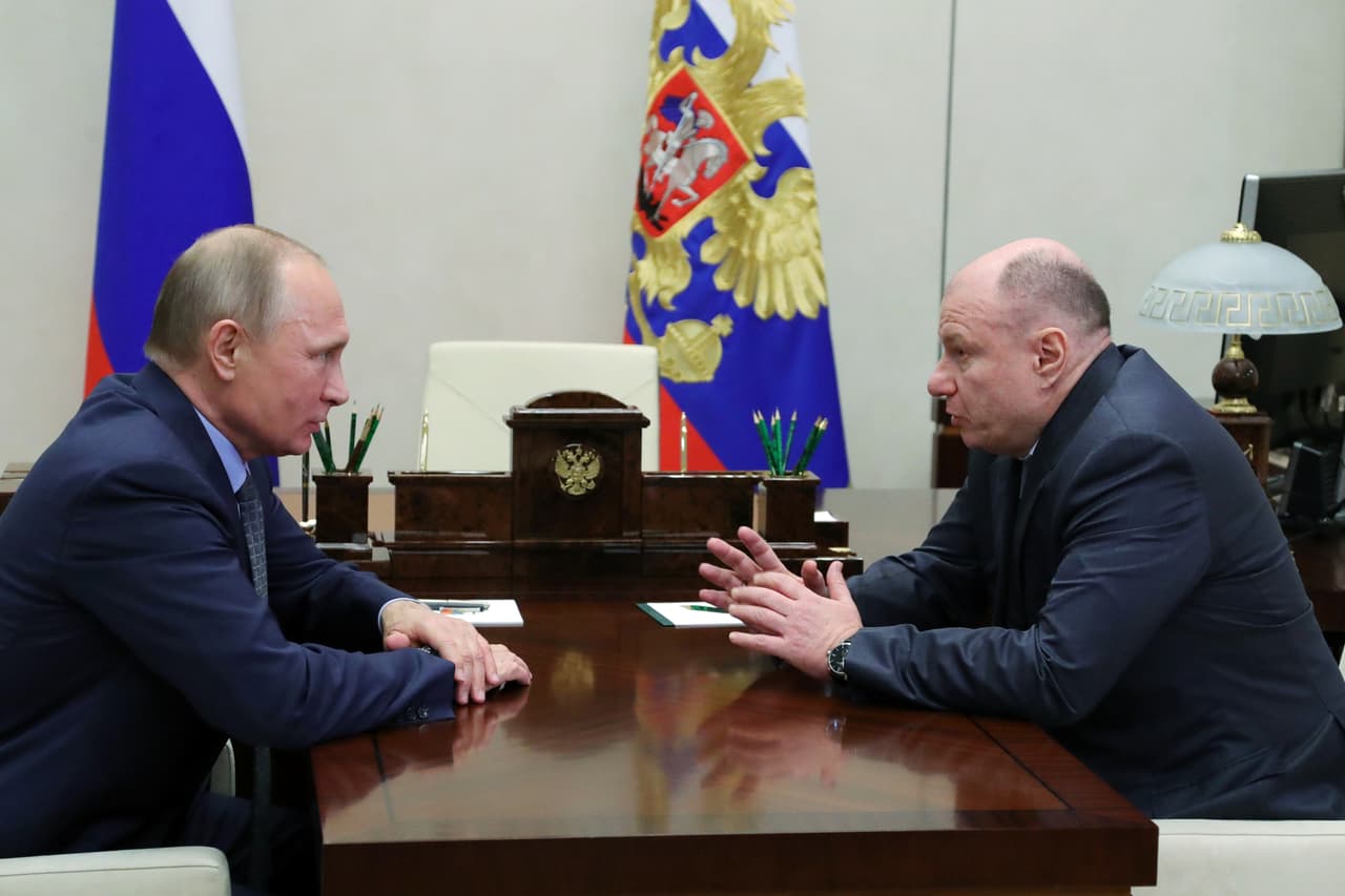 El Nirvana es propiedad de 
<b>Vladimir Potanin</b>, el hombre más rico de Rusia, con una fortuna de aproximadamente 
<b>30 mil millones de dólares</b>.