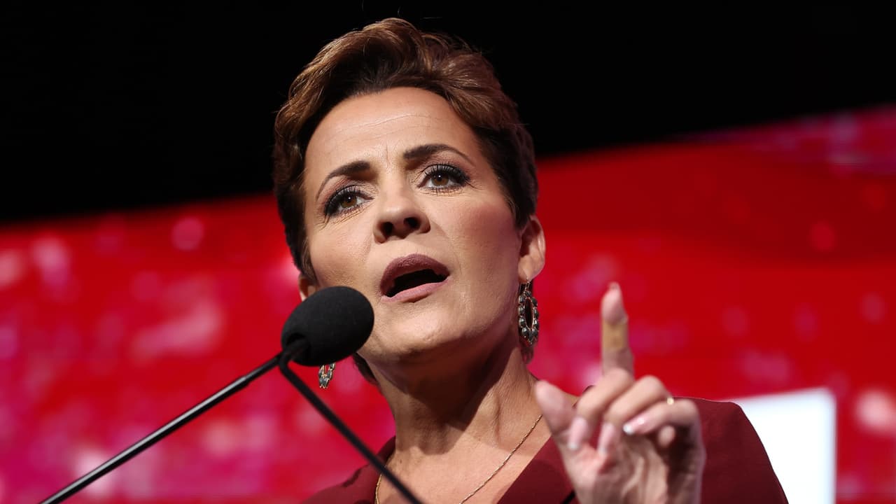  Kari Lake, la candidata republicana al gobierno de Arizona, anuncia que apelará la decisión del juez que desestimó su impugnación de las elecciones