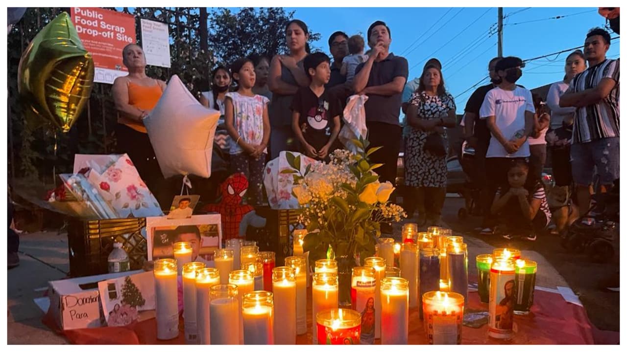 <b>“Su personalidad iluminó toda la habitación y llenó todos nuestros corazones”, </b>agregó Calle en una cuenta de GoFundMe, donde ayuda a la familia a recolectar el costo del funeral de Jonathan. 
<br>