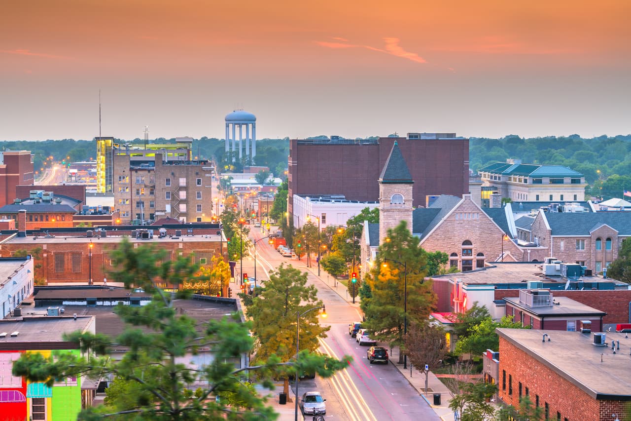 <h3 class="cms-H3-H3">12. Missouri</h3>
<br>
<br>💉 
<b>Esperanza de vida al nacer (2020): </b>75.1
<br>
<br>💉
<b> Modificación con respecto a 2019 (en años):</b> -1.8
<br>
<br>💉 
<b>Población sin seguro médico: </b>9.4%
<br>
<br>💉 
<b>Población total:</b> 6,124,160
<br>
