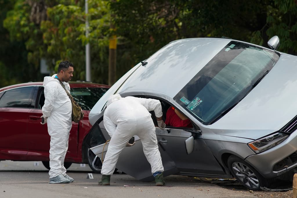 La violencia de los carteles de la droga se recrudece en México tras la muerte de Hipólito Mora, líder de las autodefensas de Michoacán