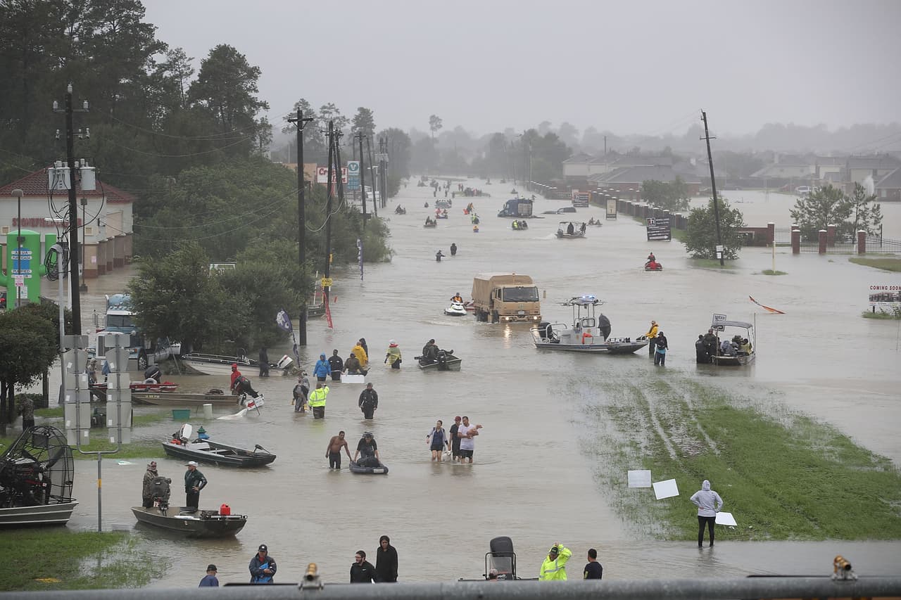 <h3 class="cms-H3-H3">6. Texas</h3>
<br>
<br>➡️ 
<b>Costo de los desastres per cápita: </b>$518
<br>
<br>➡️
<b> Habitantes: </b>29.5 millones.
<br>
<br>➡️ 
<b>Algunos desastres ocurridos en los últimos 10 años: </b>Huracán Harvey (2017), tormentas invernales (2021).
<br>