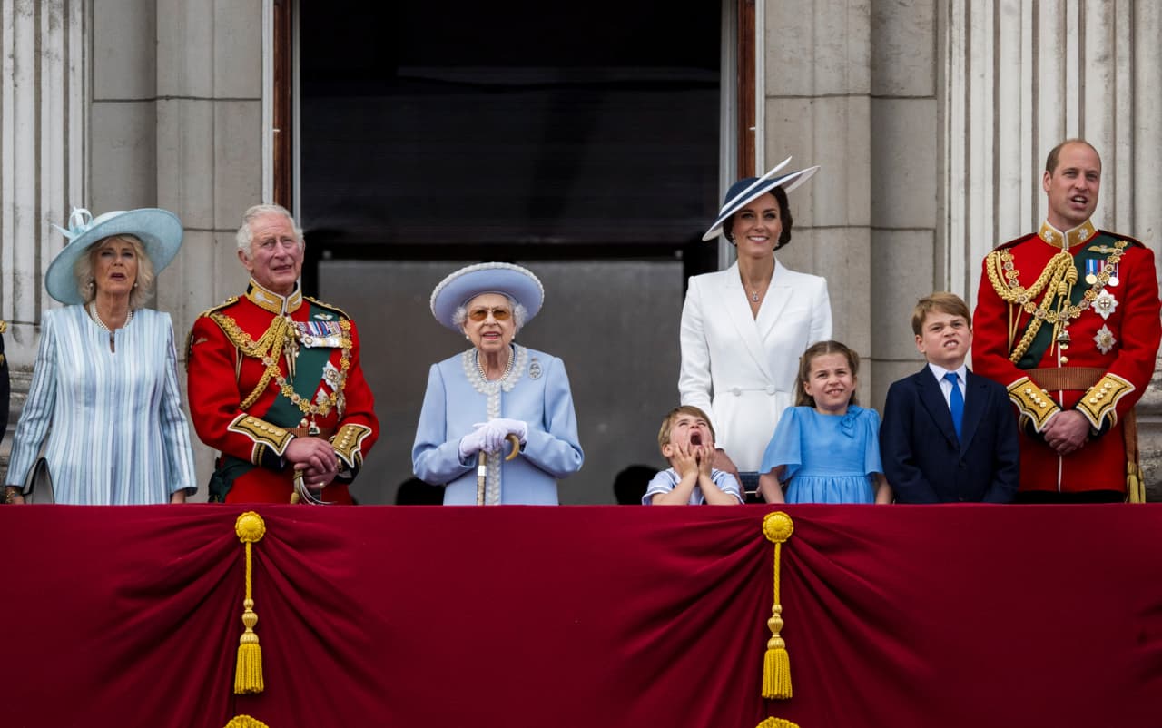 Las celebraciones por el Jubileo de Platino de la 
<a href="https://www.univision.com/famosos/la-foto-de-la-reina-isabel-que-le-tomaron-hace-casi-100-anos">reina Isabel II</a>, que se realizarán específicamente en Londres, culminarán el domingo 5 de junio.
<br>