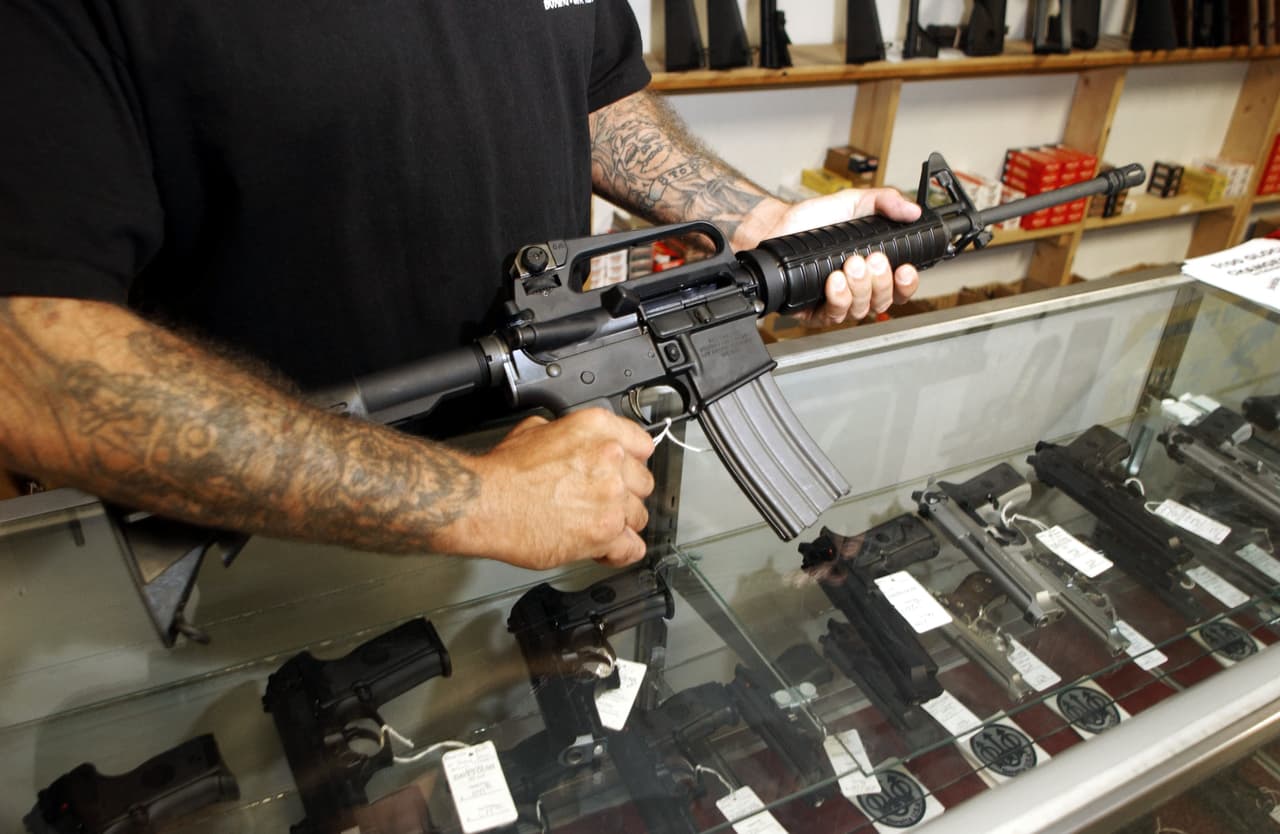 "No lo toleraremos más": Hochul firma nuevas leyes de control de armas tras los tiroteos masivos en Buffalo y Texas