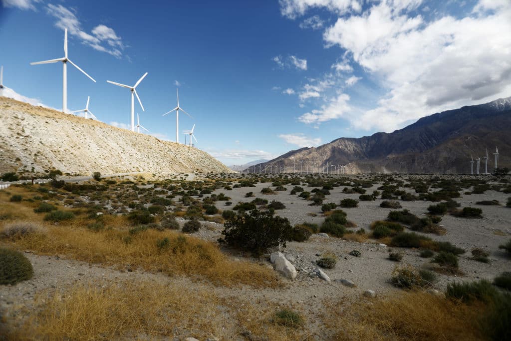 Sin embargo, dependiendo del mes del año, el promedio en algunas zonas asciende, alcanzando picos sobre los 120 °F en ambiente seco.