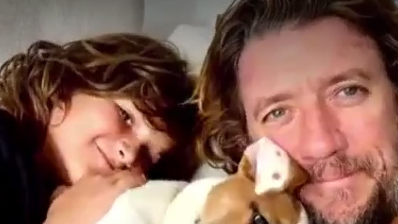 Para Colate "es innecesario" que su hijo vaya a terapia cuando Paulina Rubio paga por no hacerlo