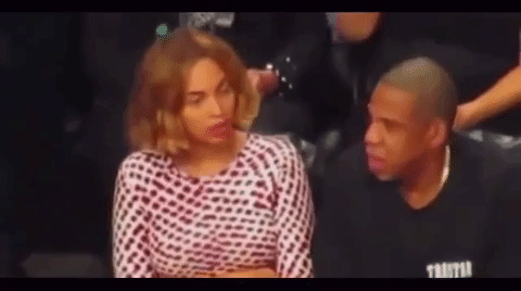 En 2014 Beyoncé y su esposo Jay Z asistieron a un partido de basketball entre Oklahoma City Thunder y los Brooklyn Nets, en Nueva York, donde fueron captados justo cuando la pareja mantenía una acalorada discusión.
