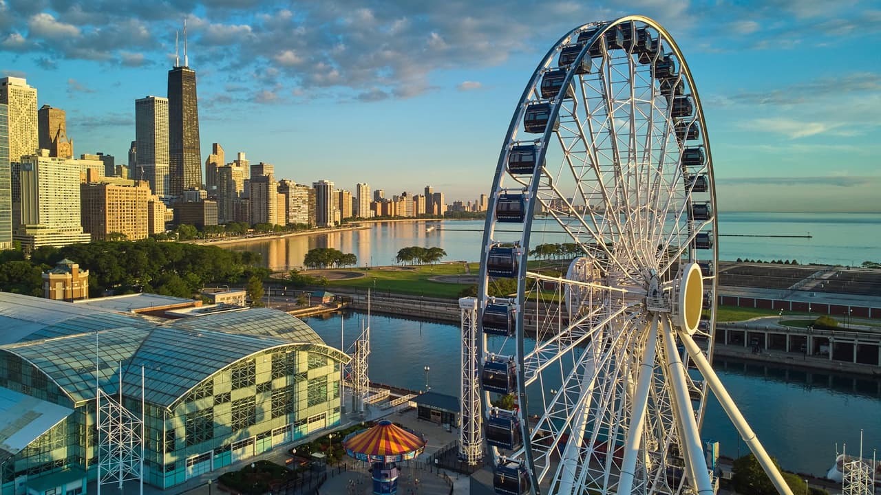 ¡Que suene el mariachi en Navy Pier! Del 2 al 5 de mayo habrá música, baile y talleres de arte en el MexicoFest. El MexicoFest será el corazón del arranque de la semana. Con música en vivo, danzas folclóricas, talleres, mercadito y arte gratuito, Navy Pier se viste de tricolor del 2 al 5 de mayo.
<br>