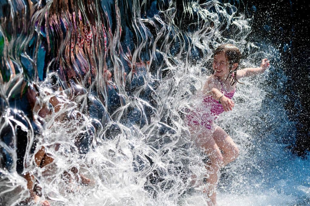 El pueblo de Lytton en la Columbia Británica rompió el récord de la temperatura más alta de todos los tiempos en Canadá, con 116ºF (46.6ºC), dijo Environment Canada.