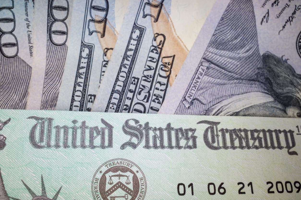 Cheque de estímulo: hoy deben estar disponibles los depósitos bancarios del segundo tramo enviado por el IRS