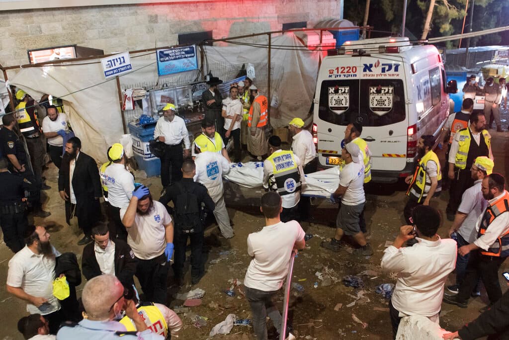 Al menos 44 muertos y un centenar de heridos tras una estampida durante un festival religioso en Israel