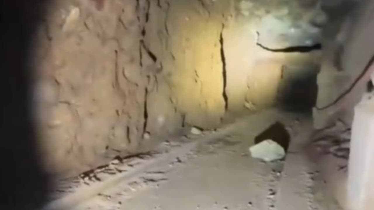 Tras una investigación exhaustiva dentro del túnel, el DOB determinó que 
<b>tiene 60 pies de largo y 8 de ancho, además de 5 pies de altura</b>. También conecta con otros cuatro edificios, de los cuales dos debieron ser evacuados por seguridad.