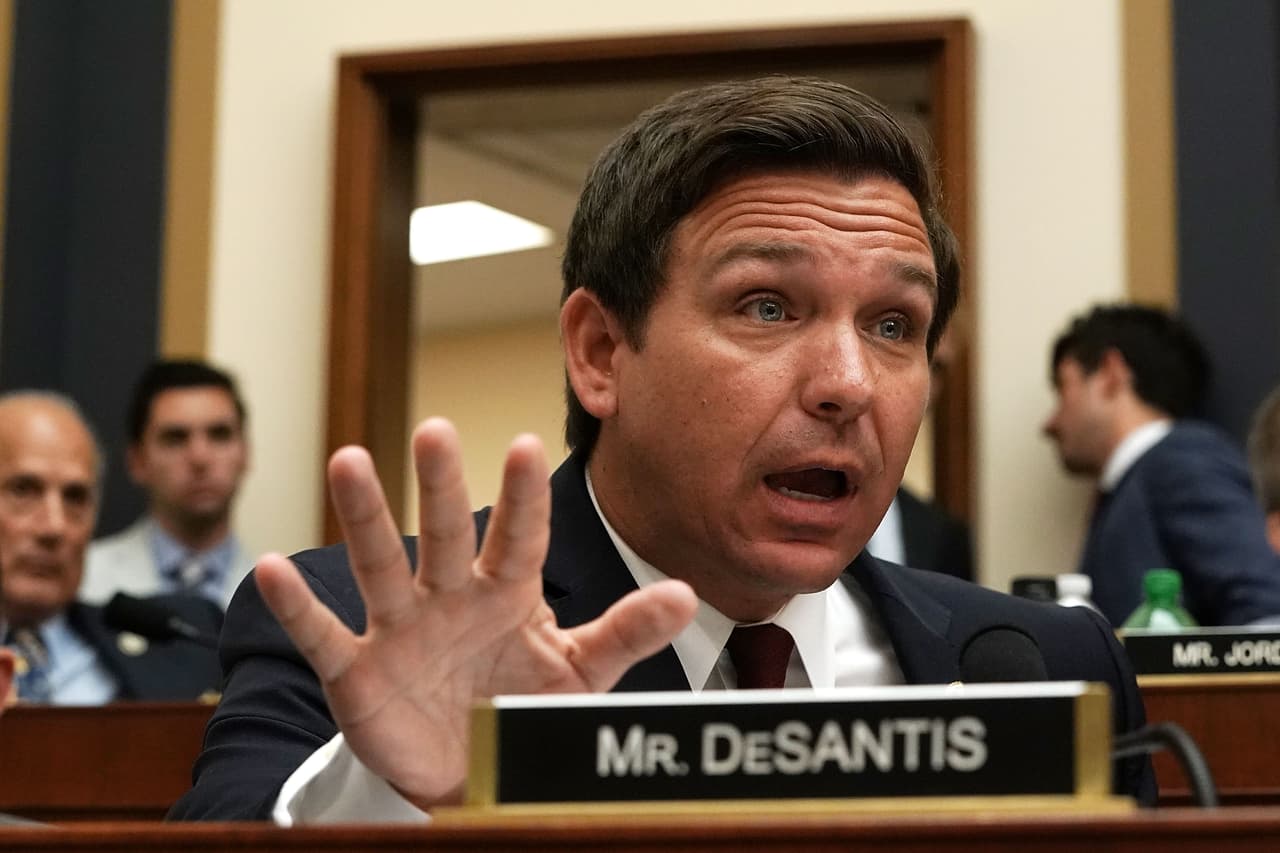 <b>Ron Desantis</b>. Recibió
<b> 1,000 dólares</b> el 09/06/2016.