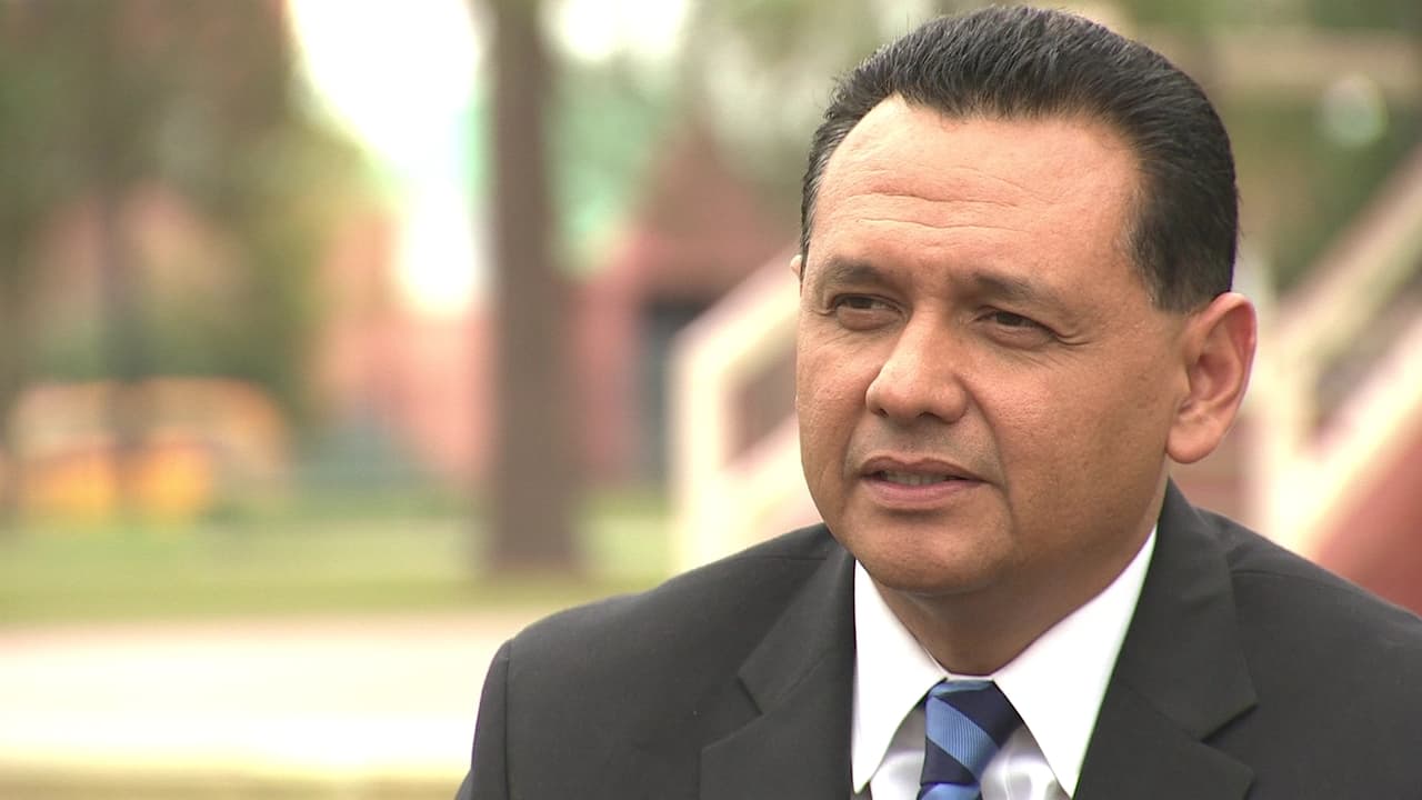 Biden nomina para dirigir ICE a Ed González, un duro crítico de la política migratoria de Trump