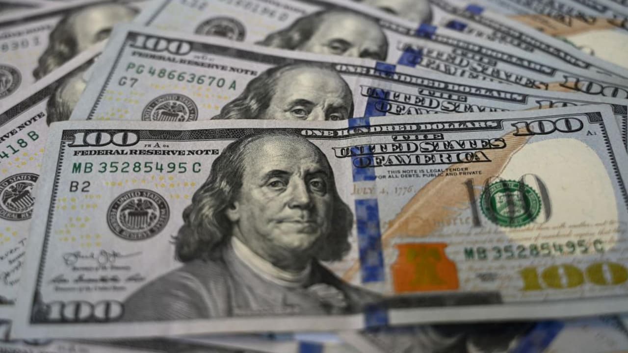 El dinero ayudará a compensar los altos 
<a href="https://www.univision.com/local/los-angeles-kmex/precio-de-la-gasolina-aumento-sur-de-california">precios de la gasolina</a> y alimentos en el estado provocados por la inflación. Esta semana los primeros pagos llegarán como depósito directo a las cuentas de banco de las personas elegibles.