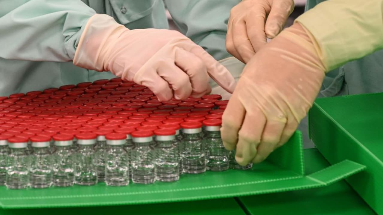 En el sur de California, la región más afectada del estado por la pandemia, estadios, centros de convenciones y hasta parques temáticos forman parte de los denominados POD cuyas estructuras permitirán asegurar más de 1.000 inoculaciones diarias.