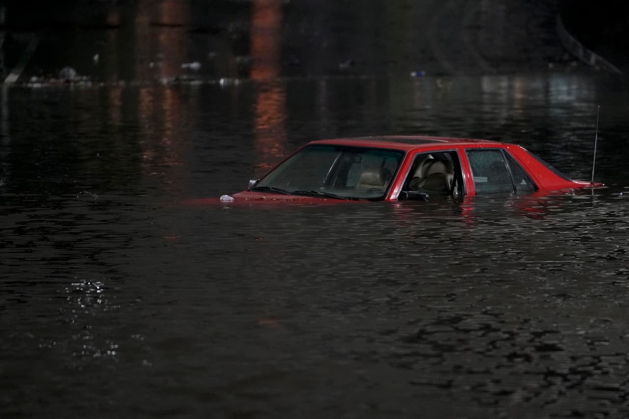 Qué son los desastres climáticos en cascada y por qué las tormentas en California son una señal de alerta para todo EEUU