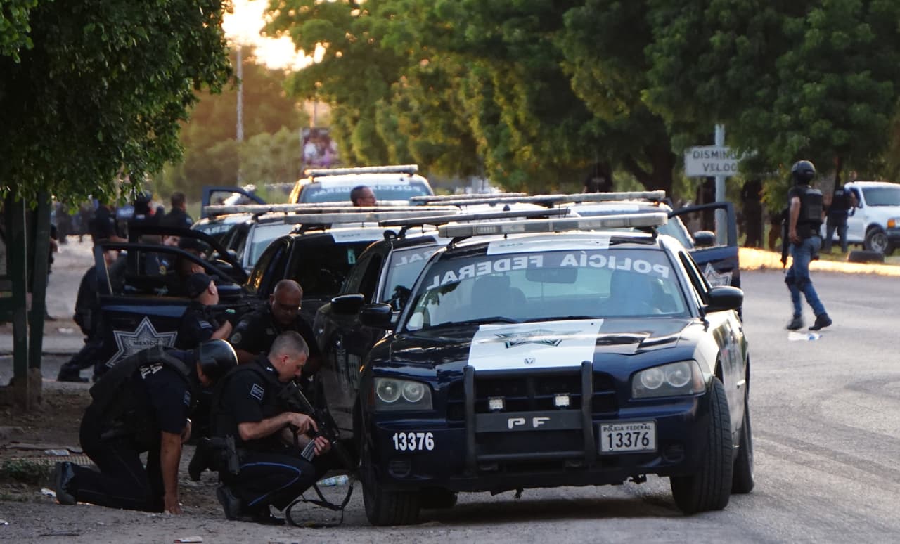 El ataque contra las fuerzas de seguridad provino del interior de una casa y la unidad de la 
<a href="https://www.univision.com/temas/guardia-nacional">Guardia Nacional</a> repelió la agresión y tomó el control de la vivienda localizando en su interior a cuatro ocupantes.