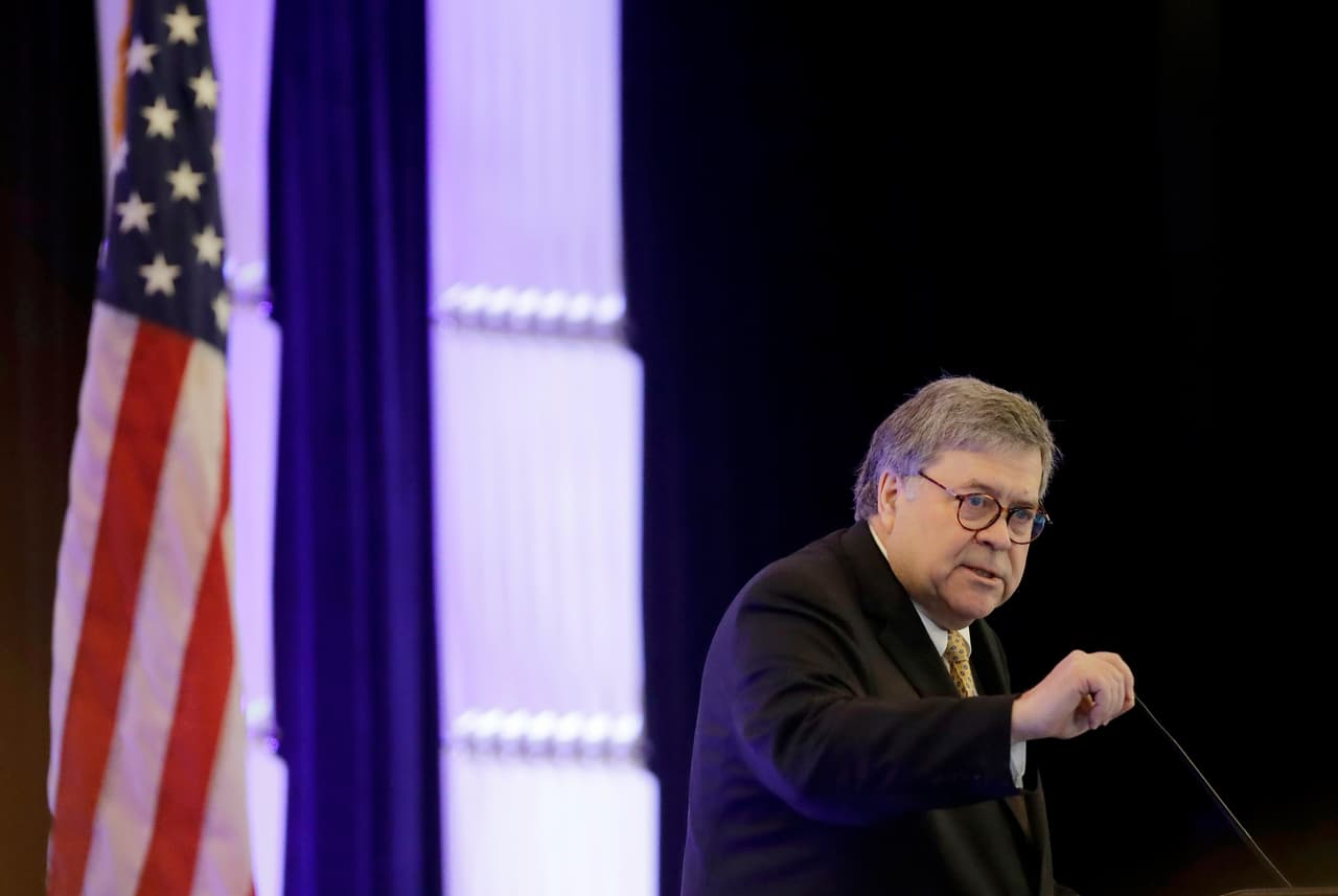Juez federal cuestiona la credibilidad de William Barr por la interpretación del informe de Mueller 
