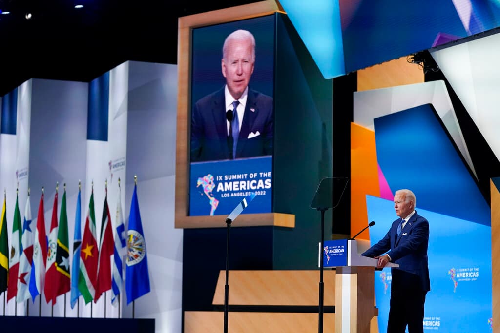 “Lo tenemos todo”: Biden busca seducir a los empresarios al resaltar el potencial económico de las Américas