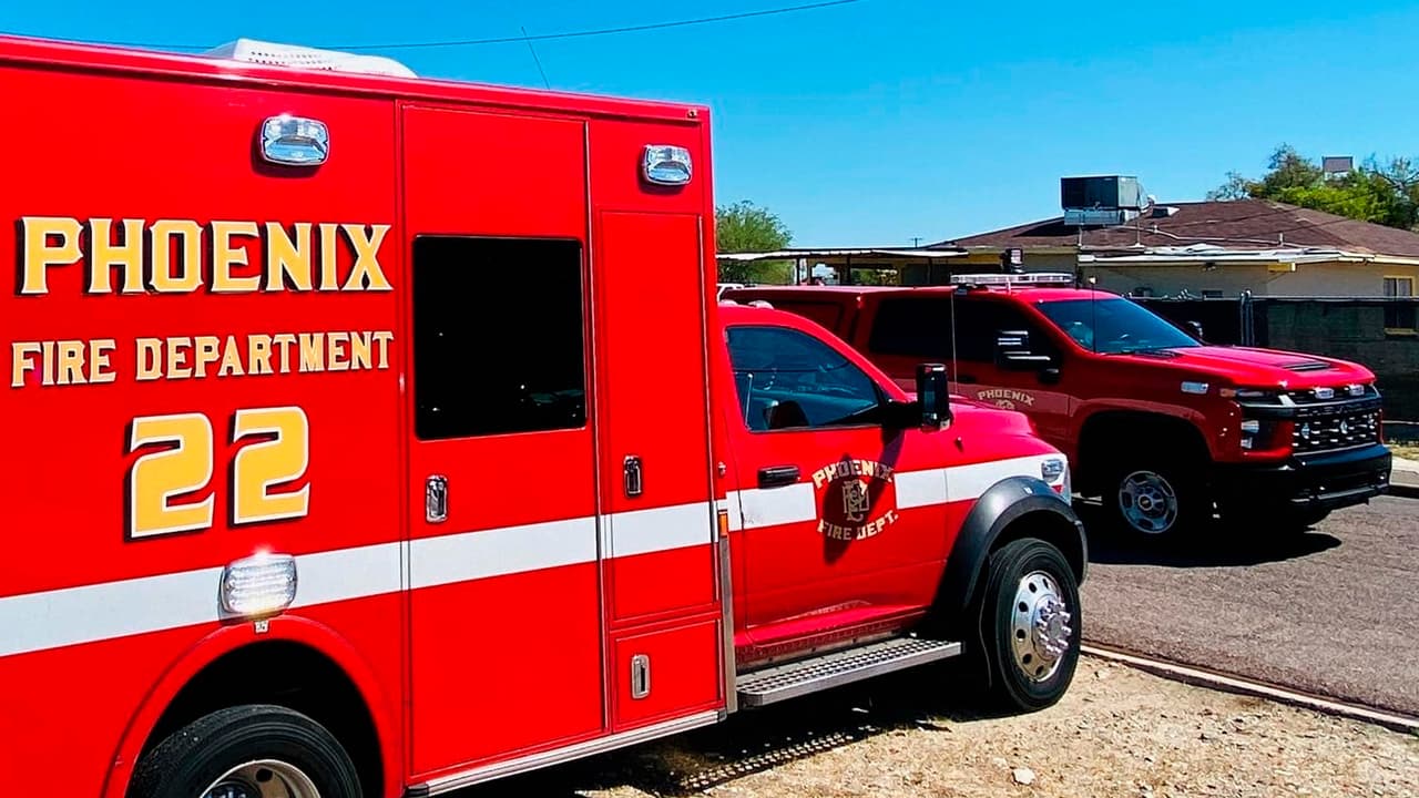 Encuentran restos humanos en montaña de Phoenix; podrían ser de joven desaparecido
