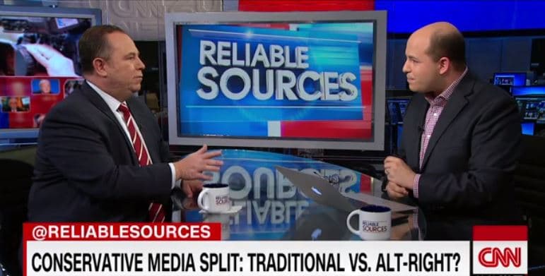 Christopher Ruddy durante una entrevista en el show de CNN Reliable Sources, con Brian Stelter, el 18 de diciembre de 2016.