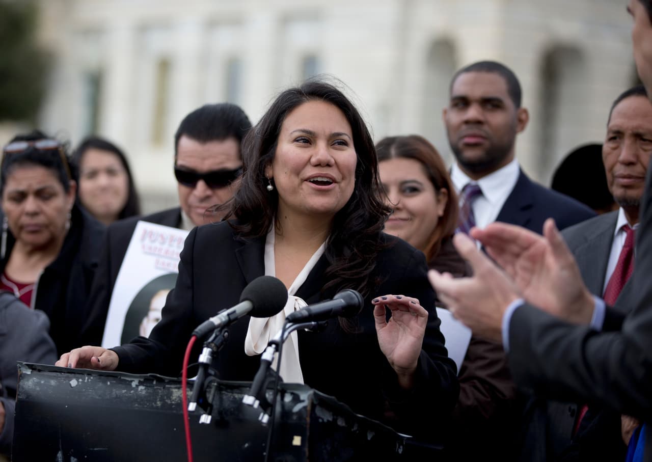 <b>Veronica Escobar.</b> Candidata por el Distrito 16 de Texas. Fue jueza de la corte del condado de El Paso y ganó cómodamente la primaria para competir por el escaño que deja el ahora candidato a senador Beto O'Rourke. Se enfrentará a un oponente masculino, el republicano Rick Seeberger.