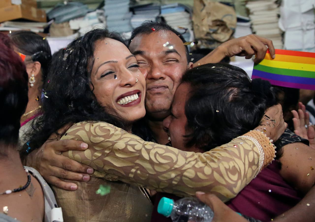 La Corte Suprema de India despenaliza la homosexualidad al derogar una norma de la era colonial británica