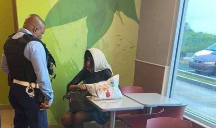 Amenazan a hombre que hizo viral foto de Alexa 