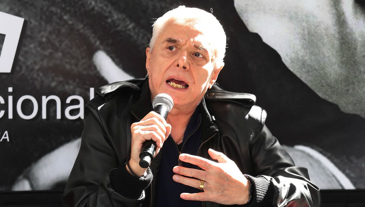 En la entrevista con 'Ventaneando', Enrique Guzmán comentó que él sí se ha mantenido en contacto con su hija Alejandra Guzmán y compartió cómo se encuentra luego de este nuevo enfrentamiento con la familia.