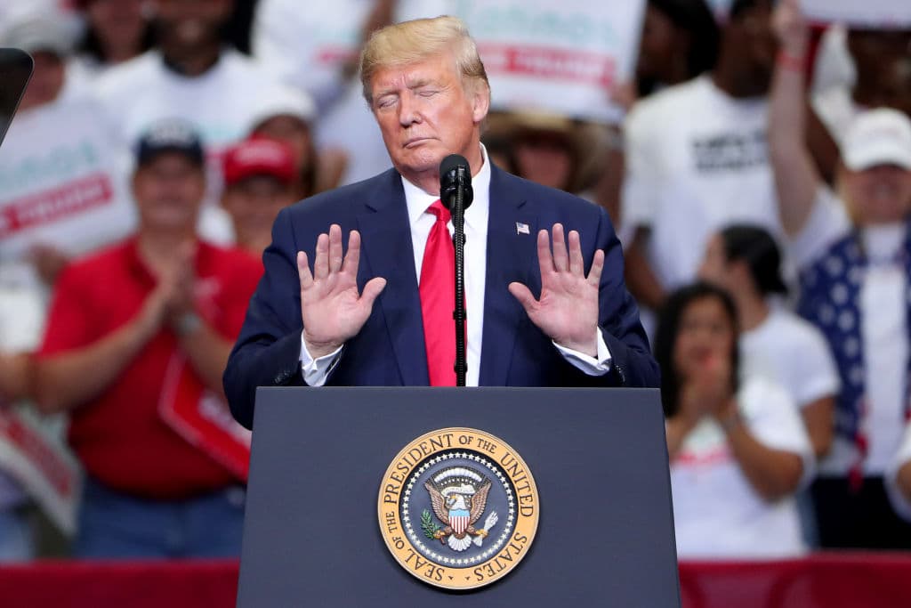 Trump dice que visitará Texas para 'celebrar' al muro; Abbott anuncia que no lo recibirá