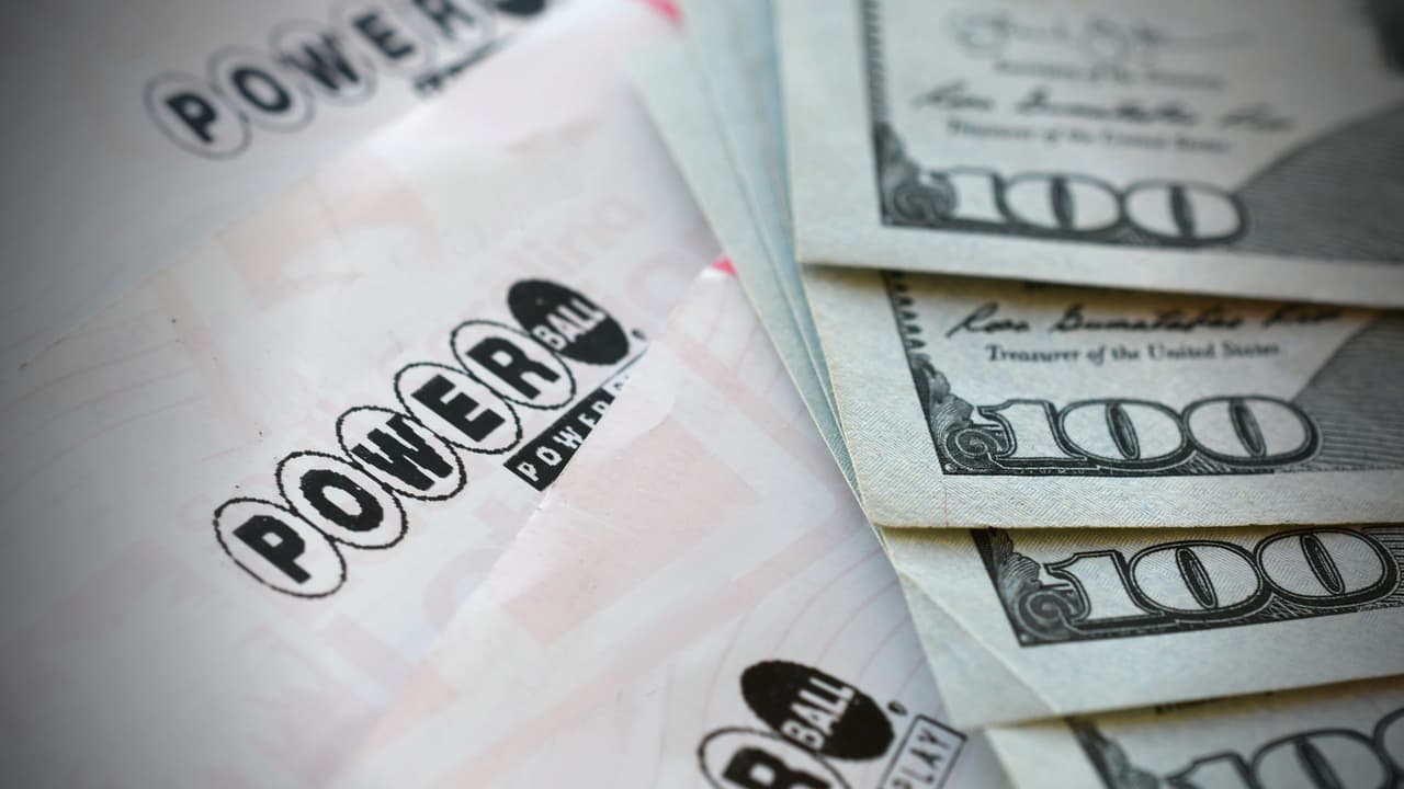 A solo días de perder $2 millones del Powerball, la persona con el boleto ganador lo reclama en Austin