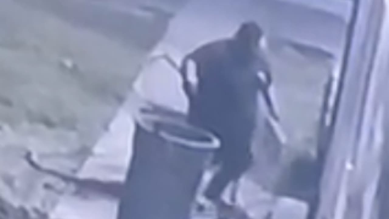 Video de seguridad muestra los últimos momentos de un trabajador hispano antes de ser asesinado en Houston
