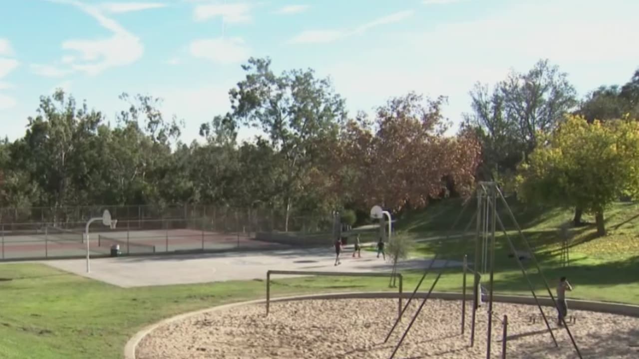 'Todos juegan', el programa en Los Ángeles para que jóvenes disfruten de los parques del condado