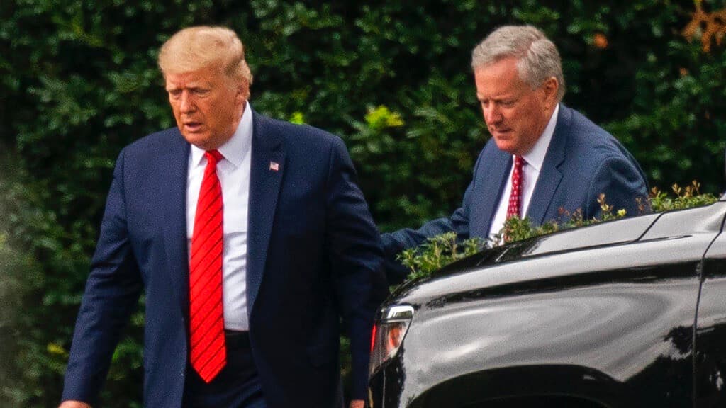 El misterio de la carpeta con inteligencia sobre Rusia que se perdió el último día de Trump en la Casa Blanca