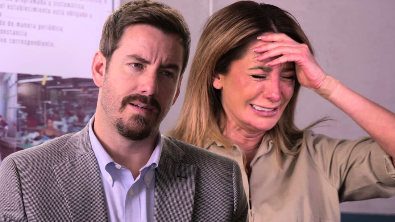 Leonardo abandona a Paula a su suerte en la cárcel