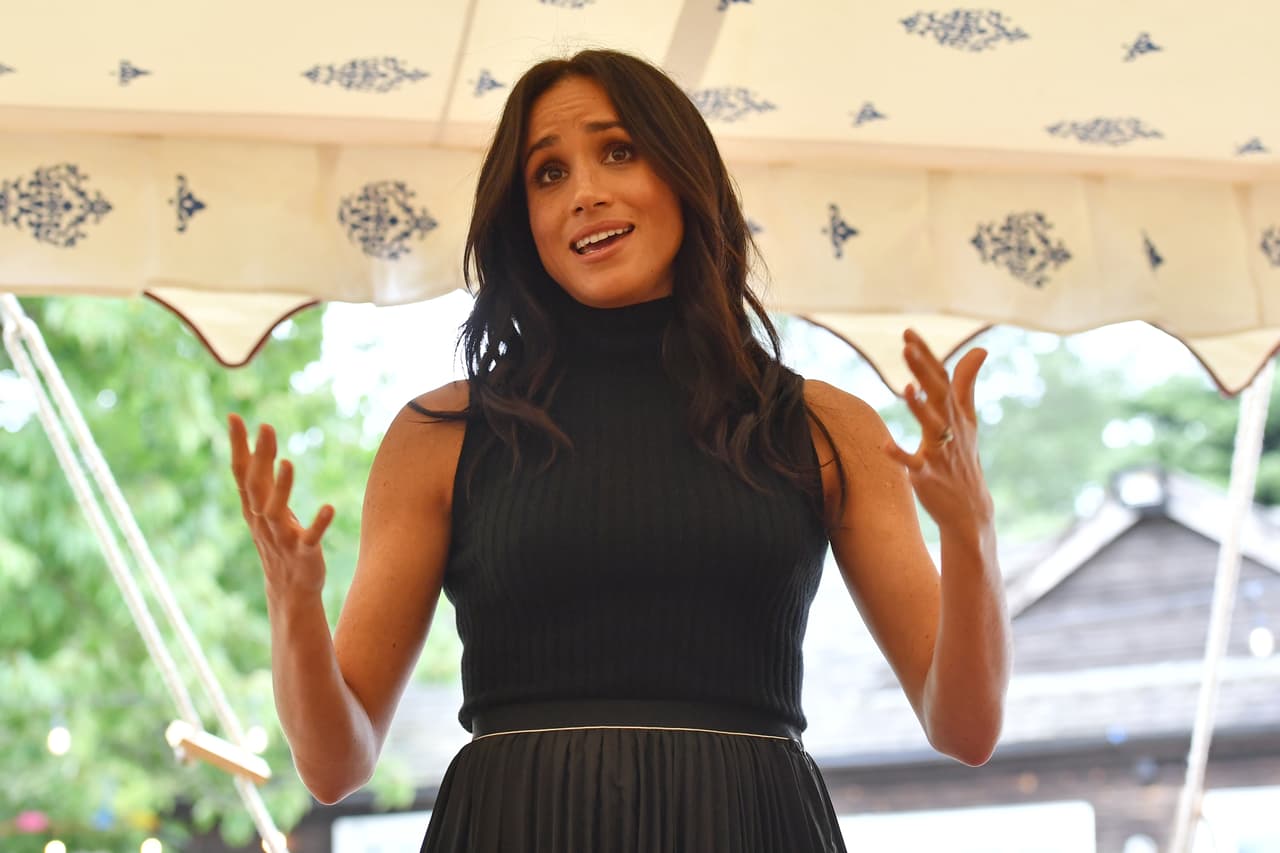 Así lució Meghan Markle en su primer evento como anfitriona en el palacio de Kensington.