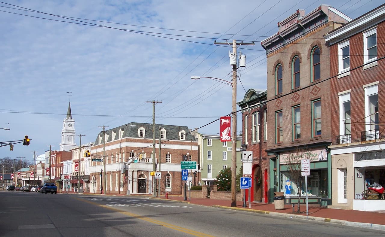 <b>En Nueva Jersey | el lugar más pobre es Salem</b>
<br>
<br>🔘 
<b>Ingreso medio de Salem:</b> $24,926
<br>🔘 
<b>Ingreso medio de New Jersey: </b>$82,545
<br>🔘 
<b>Adultos con educación universitaria: </b>7.2%
<br>🔘 
<b>Población que vive en la pobreza: </b>42.2%
<br>🔘 
<b>Valor promedio de la propiedad: </b>4,781
