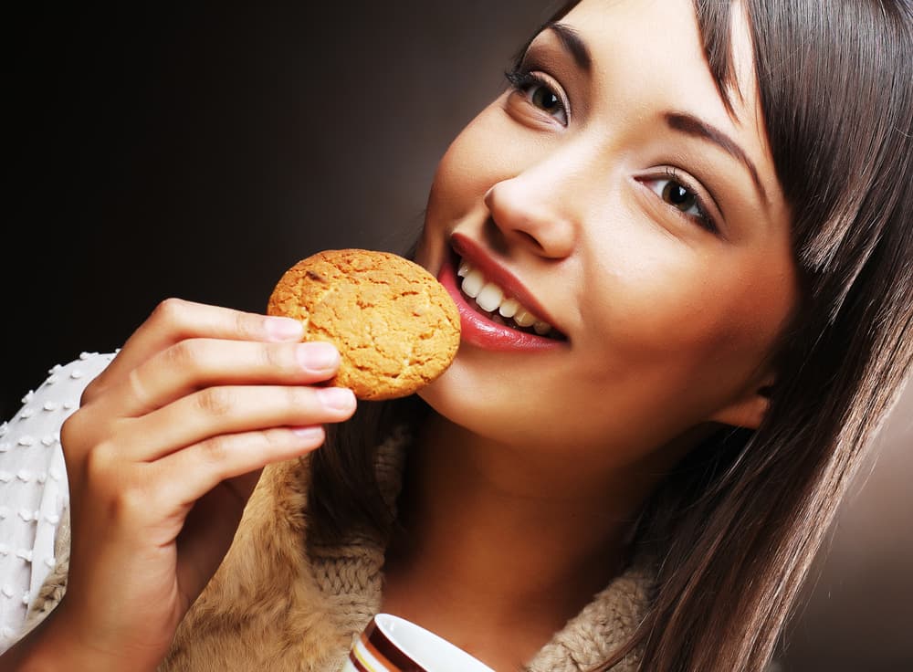 Hay un peligro y es relacionado a la glotonería. A comer a deshoras y no practicar tu régimen alimenticio, como aceptar una invitación que no debiste para comer si ya habías comido.