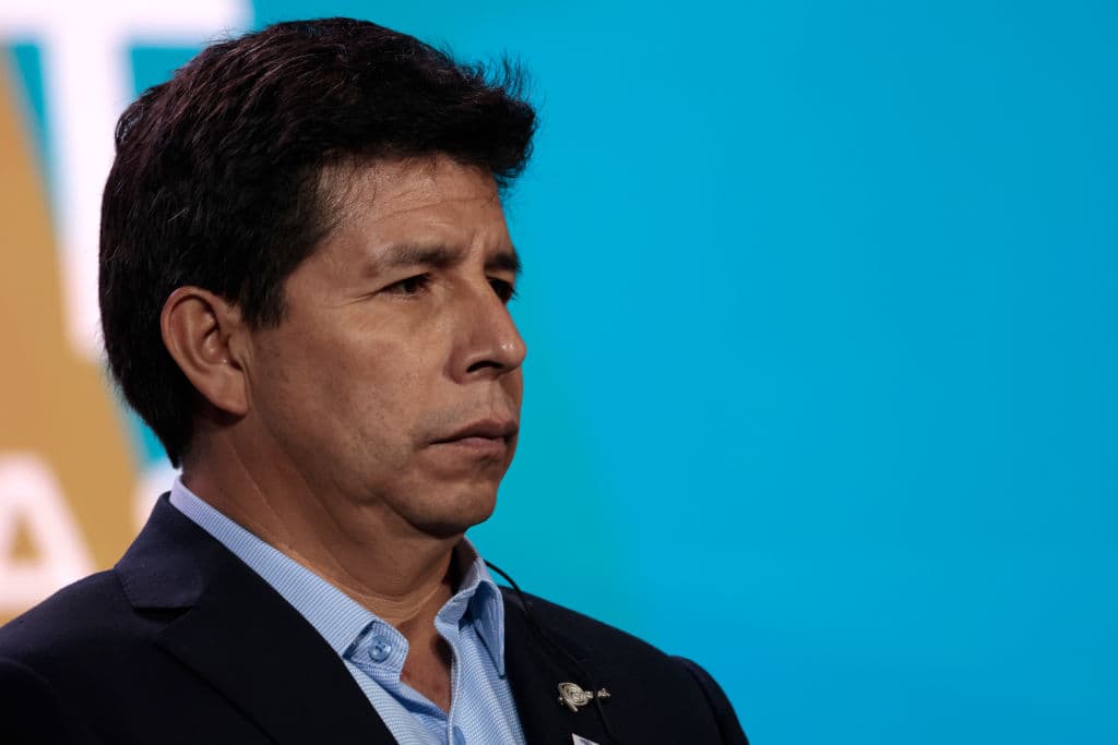 Soborno, organización criminal y rebelión: investigaciones por las que Castillo pasó de presidente a detenido en Perú