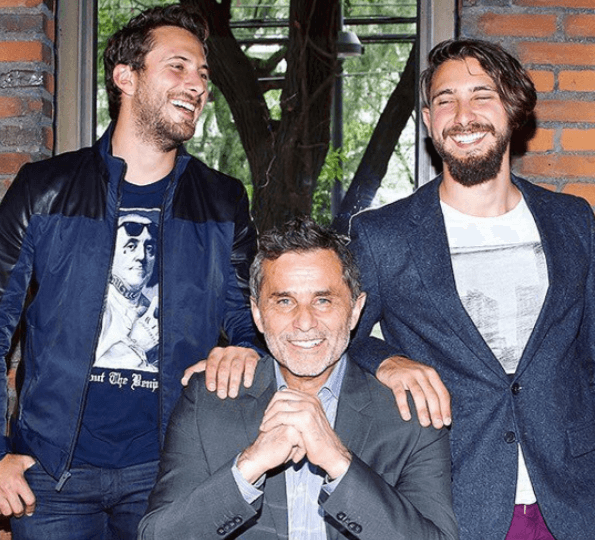 Tanto Humberto Zurita como sus hijos, Sebastián y Emiliano Zurita, recurren a sus cuentas de Instagram para publicar fotografías de su madre.