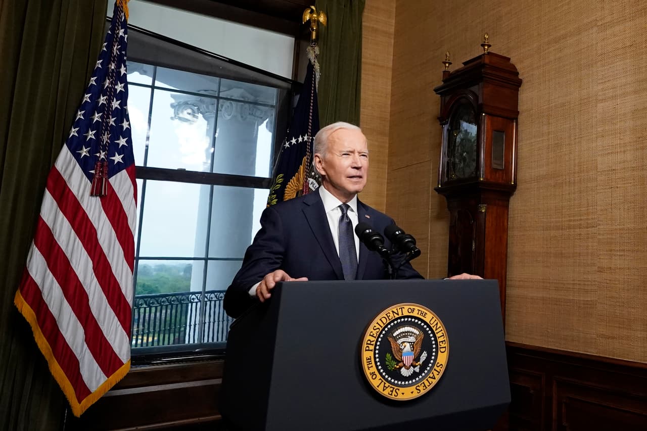 Senadores y congresistas federales, varios de ellos por California, urgieron al presidente 
<a href="https://www.univision.com/temas/joe-biden">Joe Biden</a> a incluir en su proyecto de infraestructura un 
<a href="https://castro.house.gov/media-center/press-releases/citizenship-for-essential-workers-is-infrastructure" target="_blank">camino a la ciudadanía para inmigrantes indocumentados</a> que forman parte de la fuerza laboral denominada esencial en los Estados Unidos.