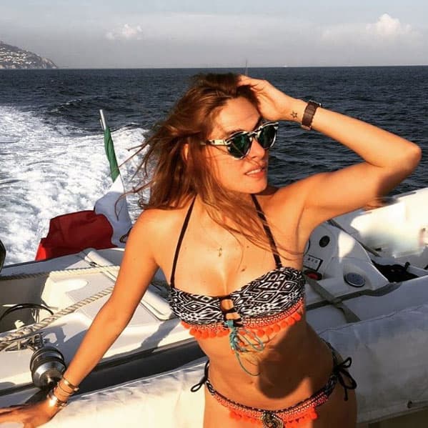 Galilea Montijo fue otra de las famosas que se fue de vacaciones a Europa, ¿te gusta su modelito?