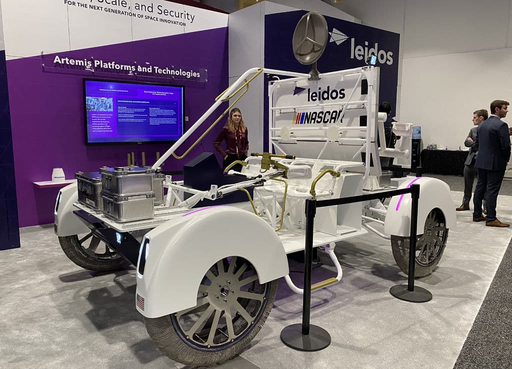 Prototipo del vehículo 'rover' lunar desarrollado por las compañías Leidos y Nascar.