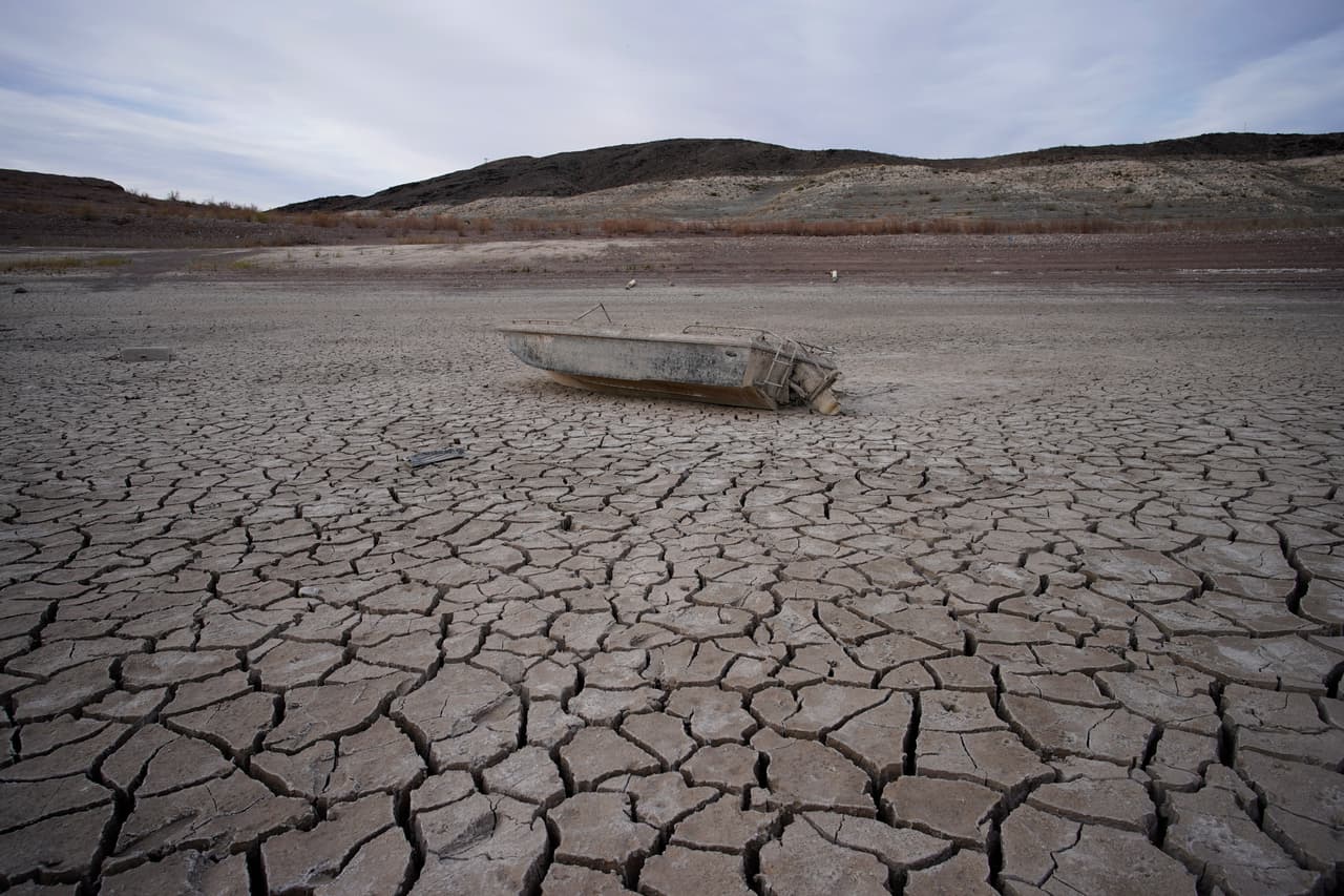 El río Colorado pierde agua y se acaba el tiempo para que 7 estados reduzcan su uso drásticamente