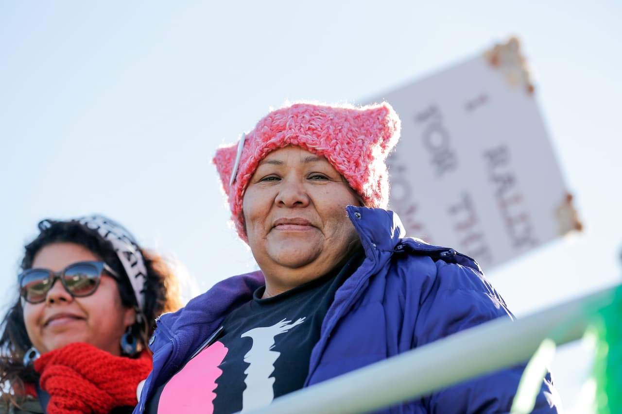 Patricia Salazar viajó de Los Ángeles, California, a Las Vegas para asistir al evento: "Estamos aquí porque tenemos el poder de hacer más grande este movimiento y no permitir que se violen nuestros derechos. 
<b>Todos tenemos amigos, familiares, vecinos que son jóvenes DACA.</b> Los políticos quieren nuestro trabajo, pero no quieren darnos los privilegios que merecemos".