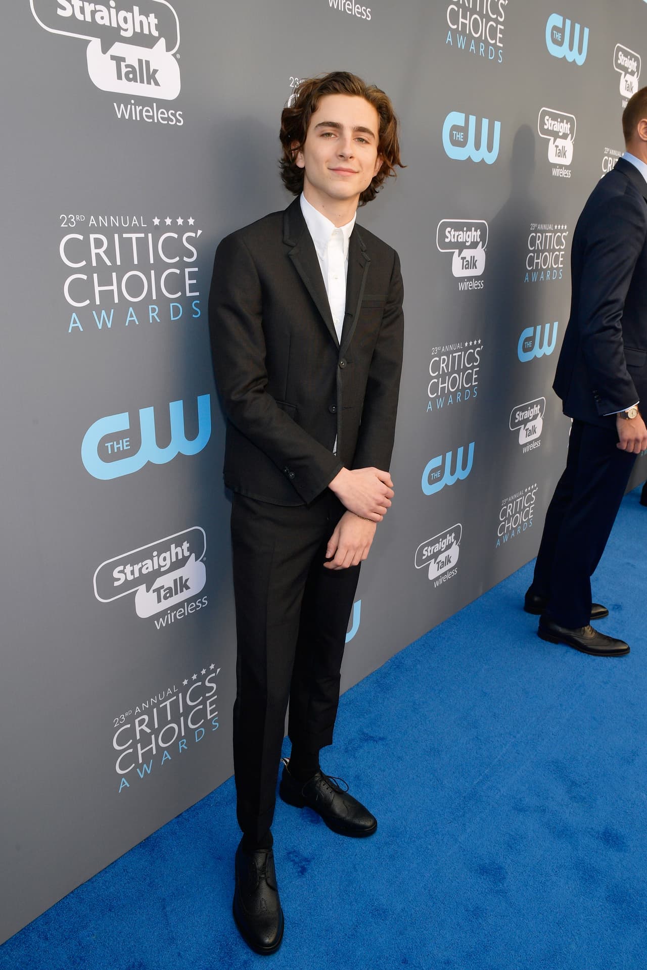 Timothee Chalamet, nominado a Mejor Actor por la película 'Call me by your name', eligió un look elegante y fresco para su edad.