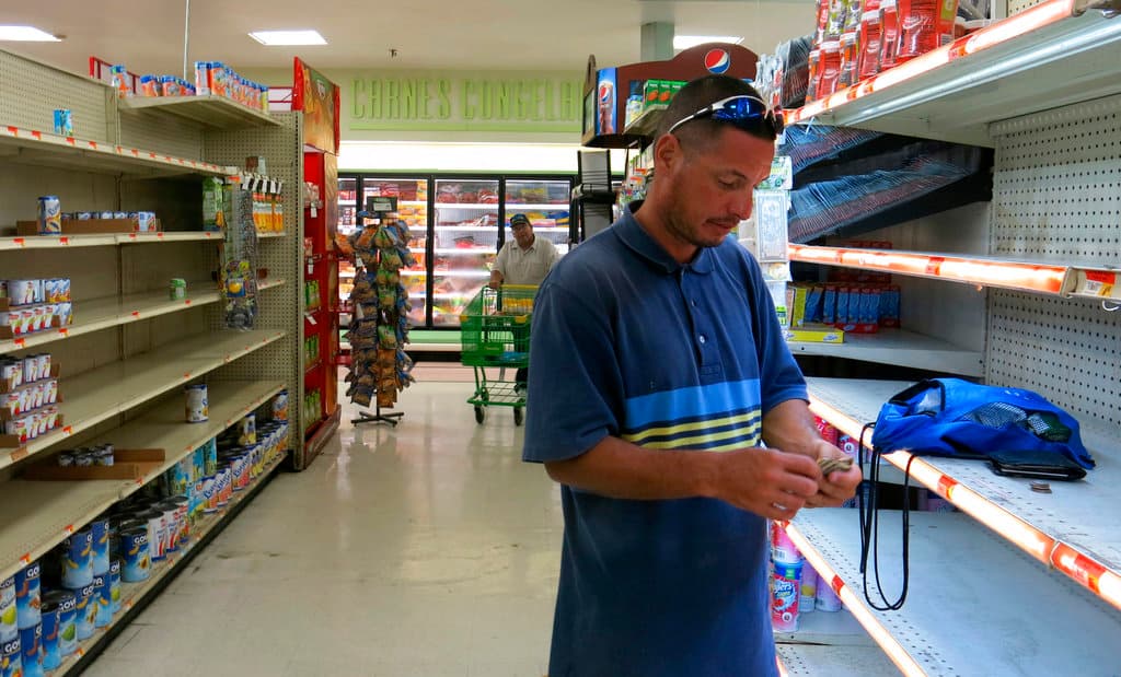 Huelga contra Suiza Dairy en Puerto Rico cumple una semana: así afecta a los productores y consumidores de leche
